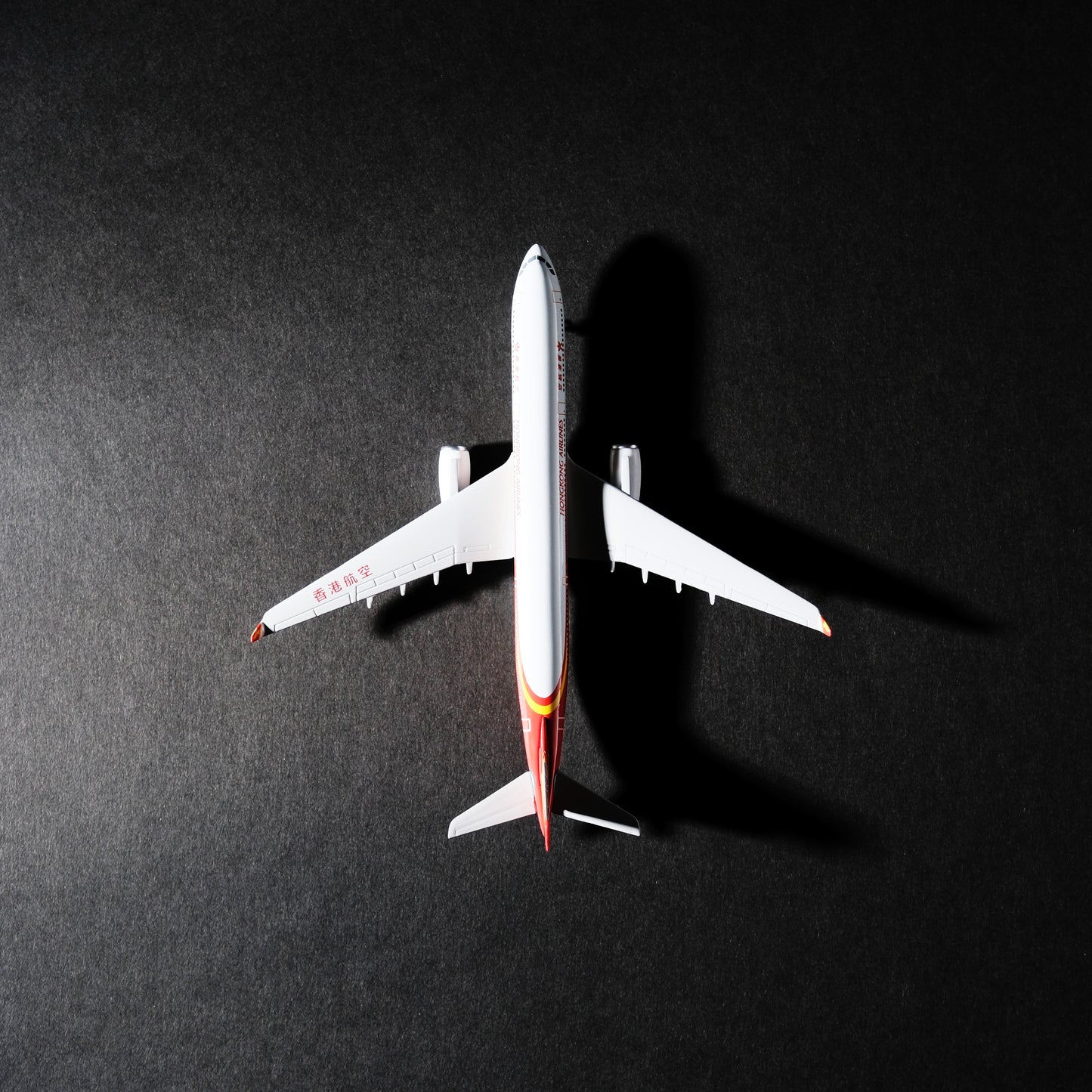 Hong Kong Airlines | A330  1:400 Aircraft Model  Limited Edition