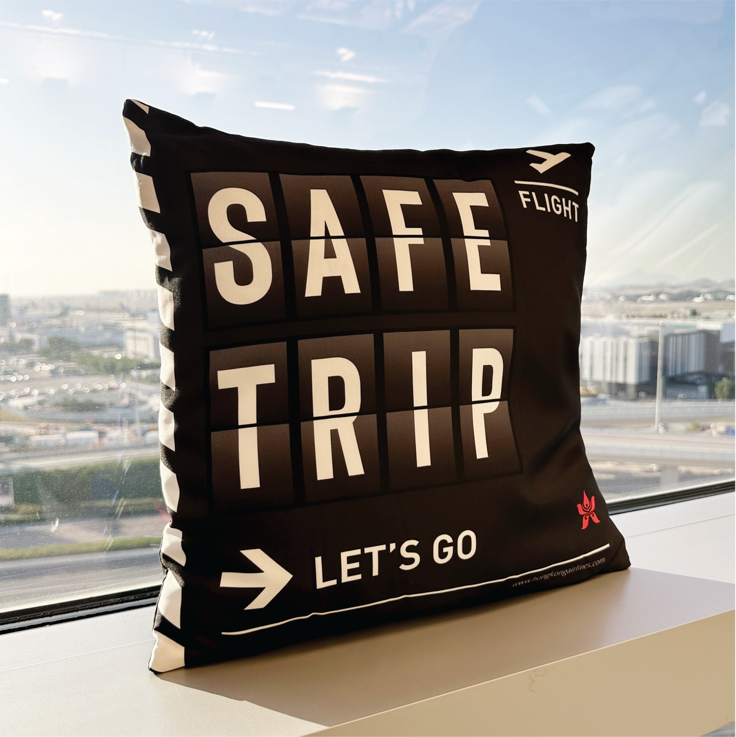 <tc>抱枕 - Safe Trip (一路平安)</tc>